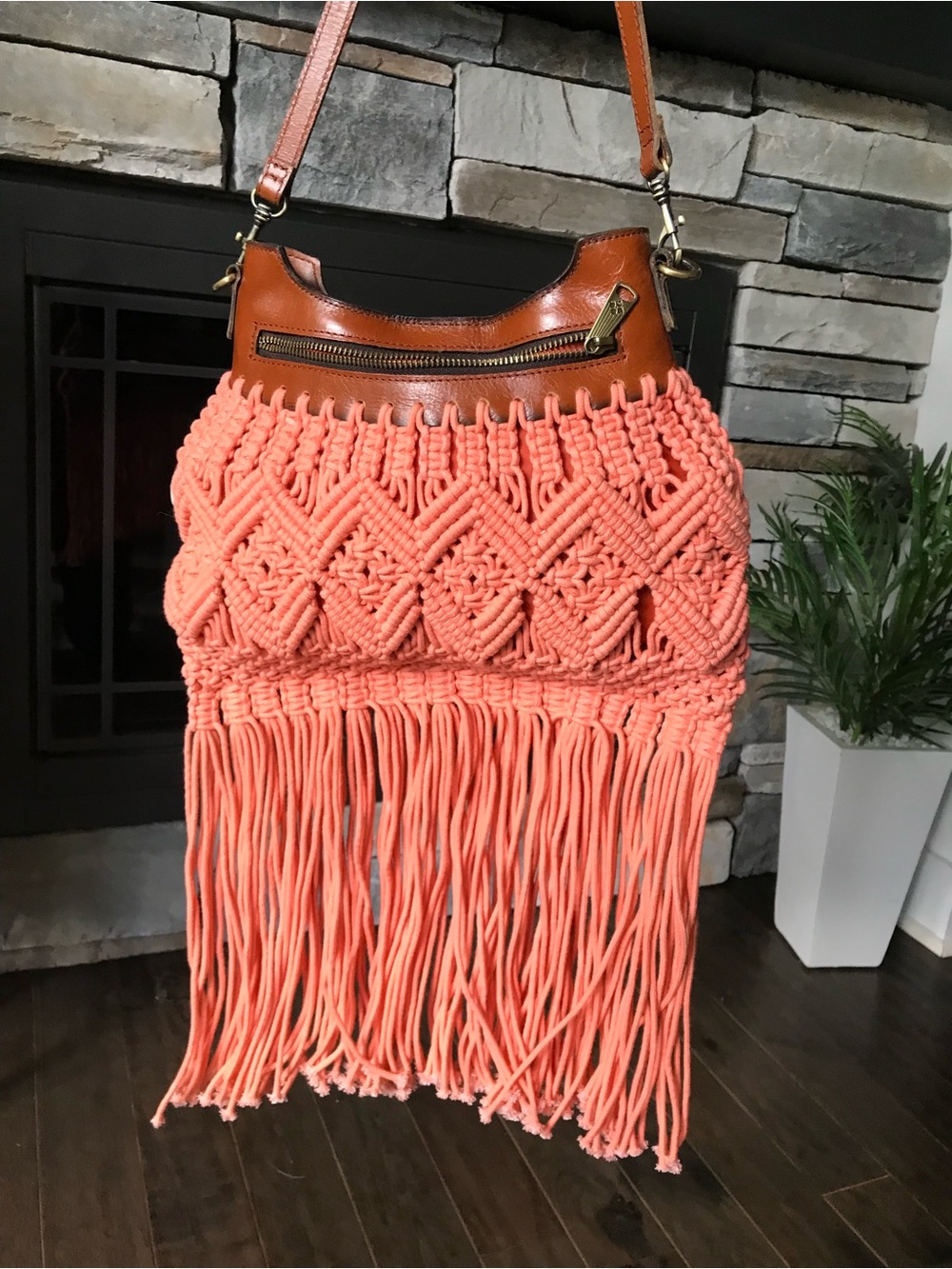 Patricia Nash Boho Fringe Macramé Crossbody – Coral/Shell – Like New – Rare - Picture 2 of 13